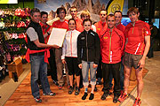 Bei Sport Schuster wurde am 9.4.2009 das Salomon-Trailrunning Team eingekleidet (Foto: Martin Schmitz)